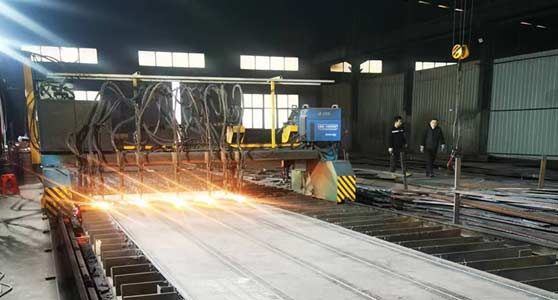 沈陽鋼結(jié)構(gòu)工程焊接時(shí)的注意事項(xiàng)